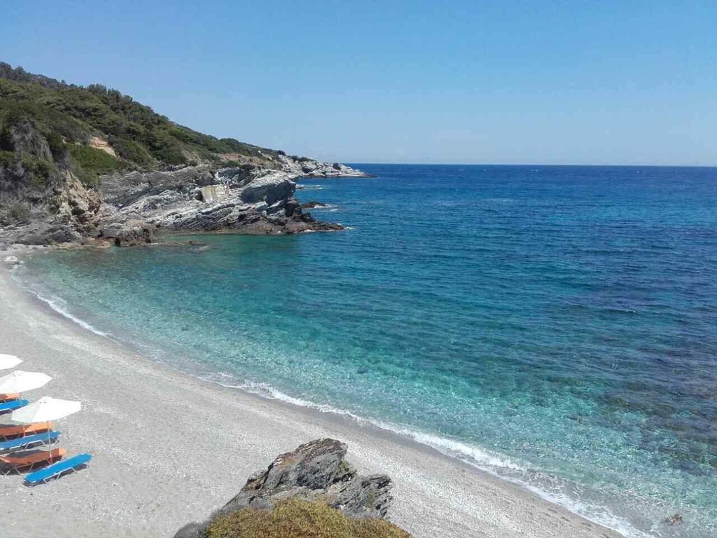 Markamar Loutraki  ภายนอก รูปภาพ
