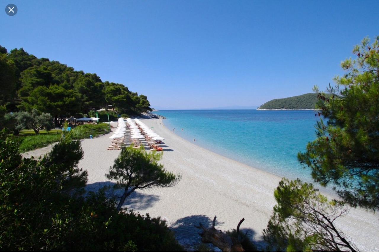 Markamar Loutraki  ภายนอก รูปภาพ