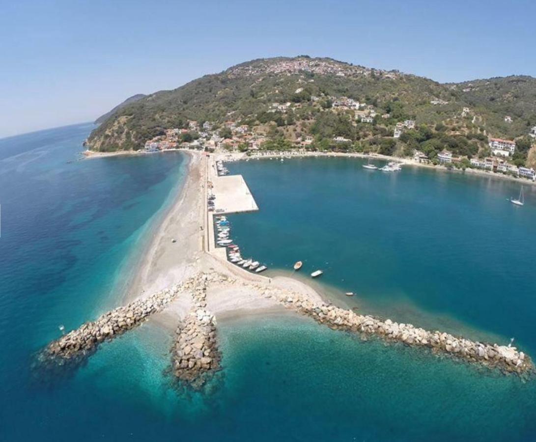 Markamar Loutraki  ภายนอก รูปภาพ